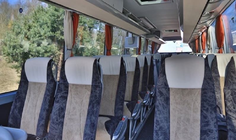 United Kingdom: Coach charter in England in England and Hartlepool
